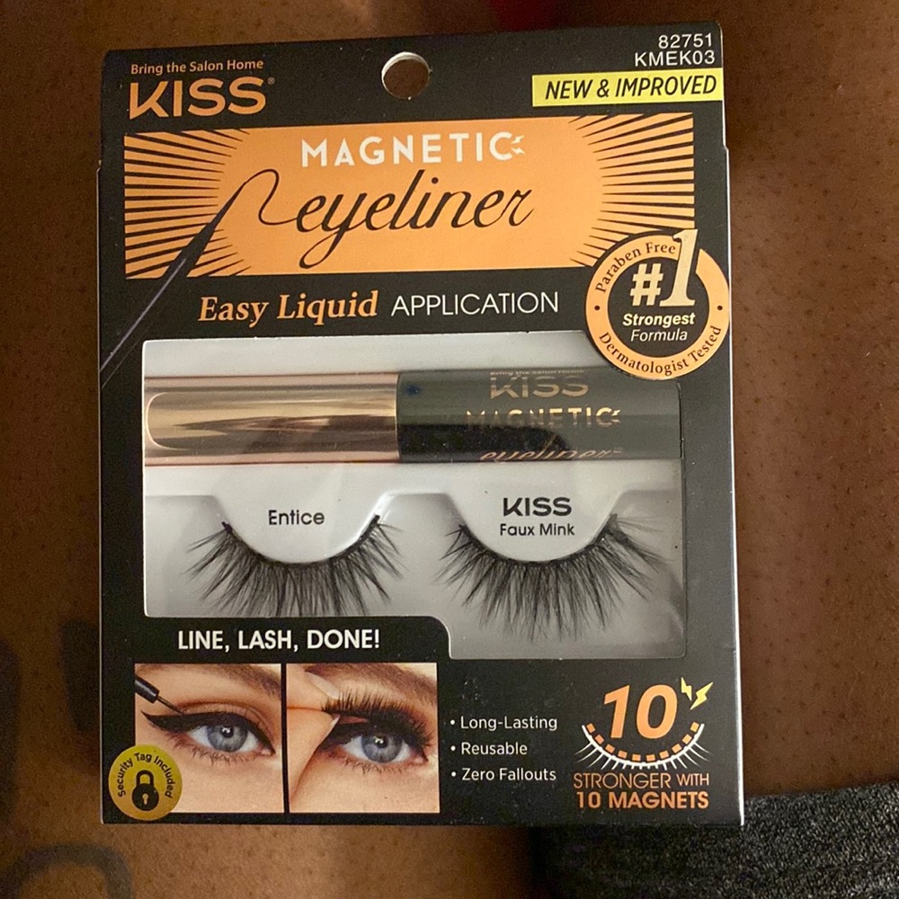 🔥NEW ITEM🔥 Kiss Magnetic Lashes